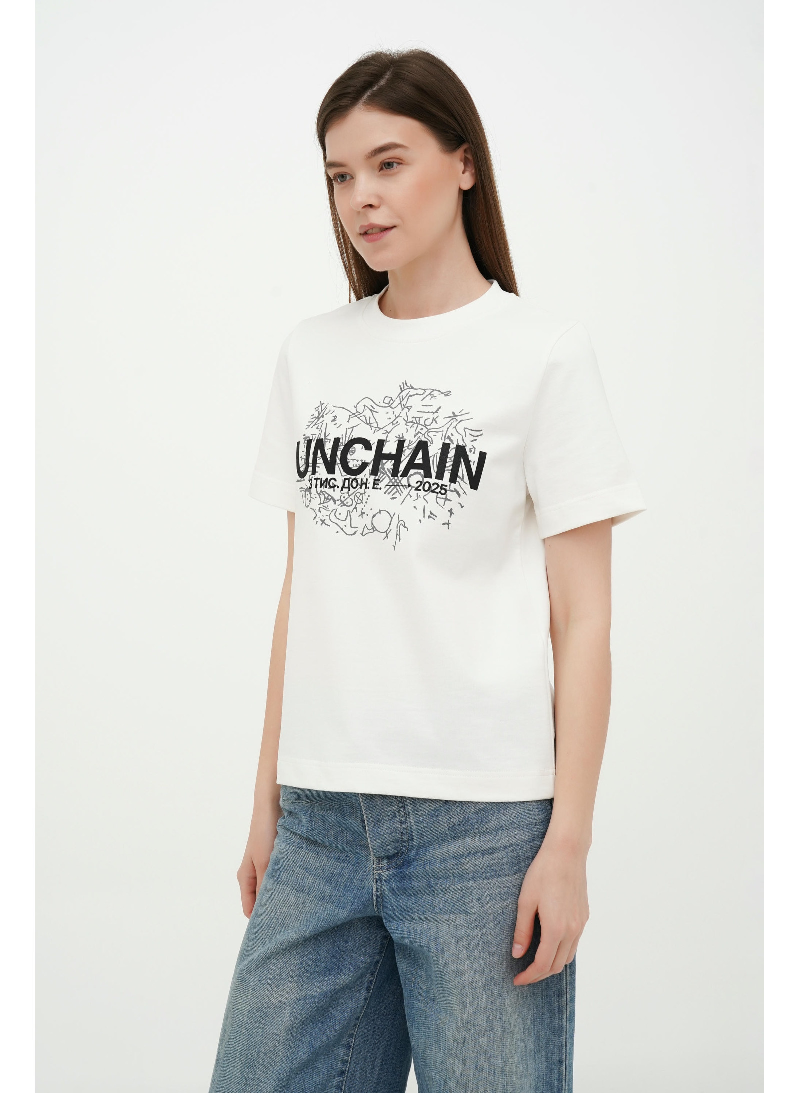 Футболка жіноча молочна "UNCHAIN" 